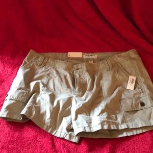 NWT! Cargo shorts